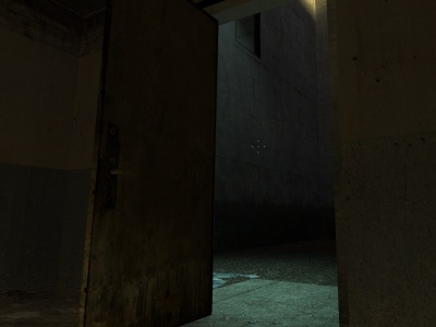 Now the player is in an entirely new map, but from the other side of the door, it appears the old level is still there.